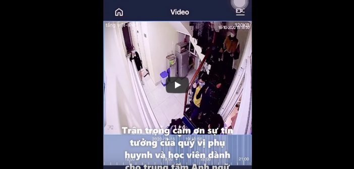 Học viên tan học tại Trung tâm Anh ngữ Huy Trịnh